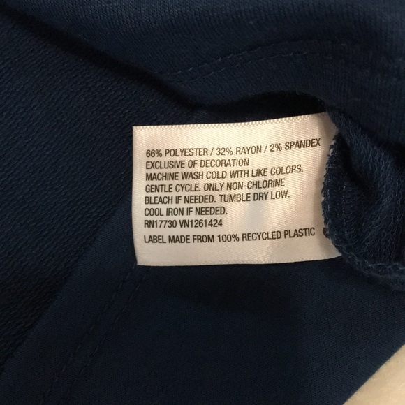 Exhilaration long sleeve crop top with lace detail - Picture 6 of 6